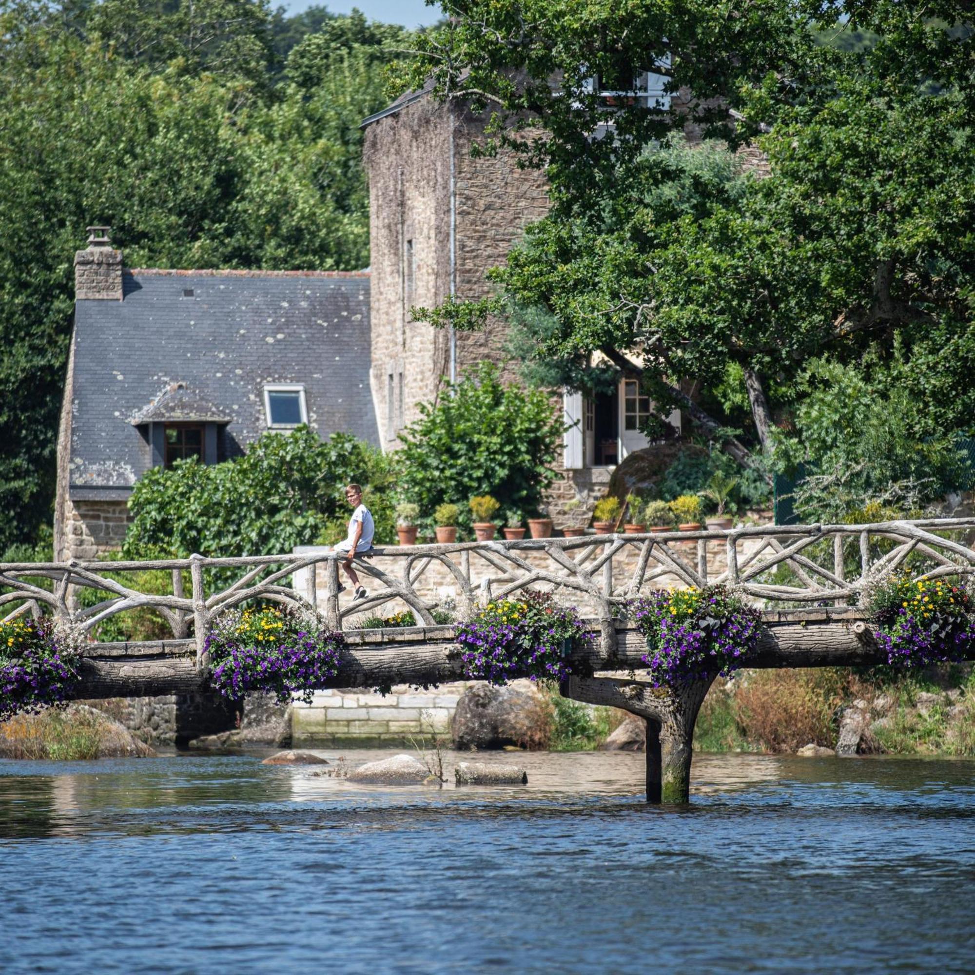 Logis Hotel Et Restaurant La Pension Du Moulin Pont-Aven Dış mekan fotoğraf